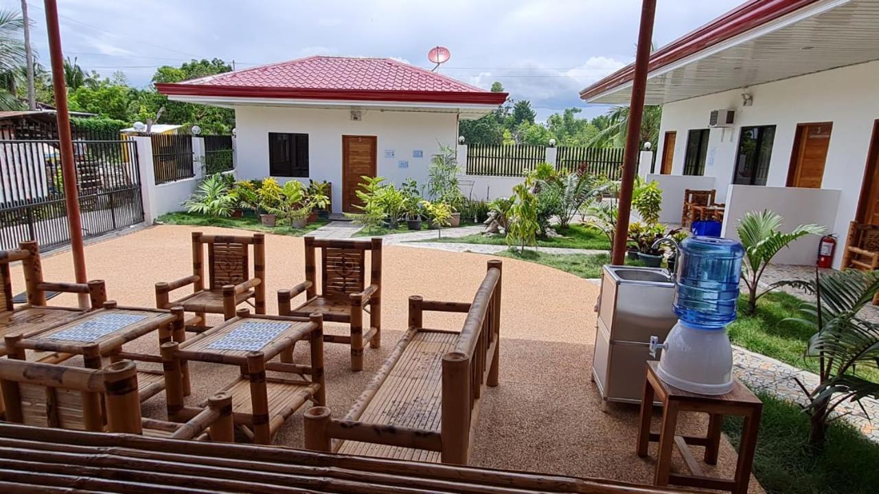 Babas Guesthouse Moalboal Εξωτερικό φωτογραφία